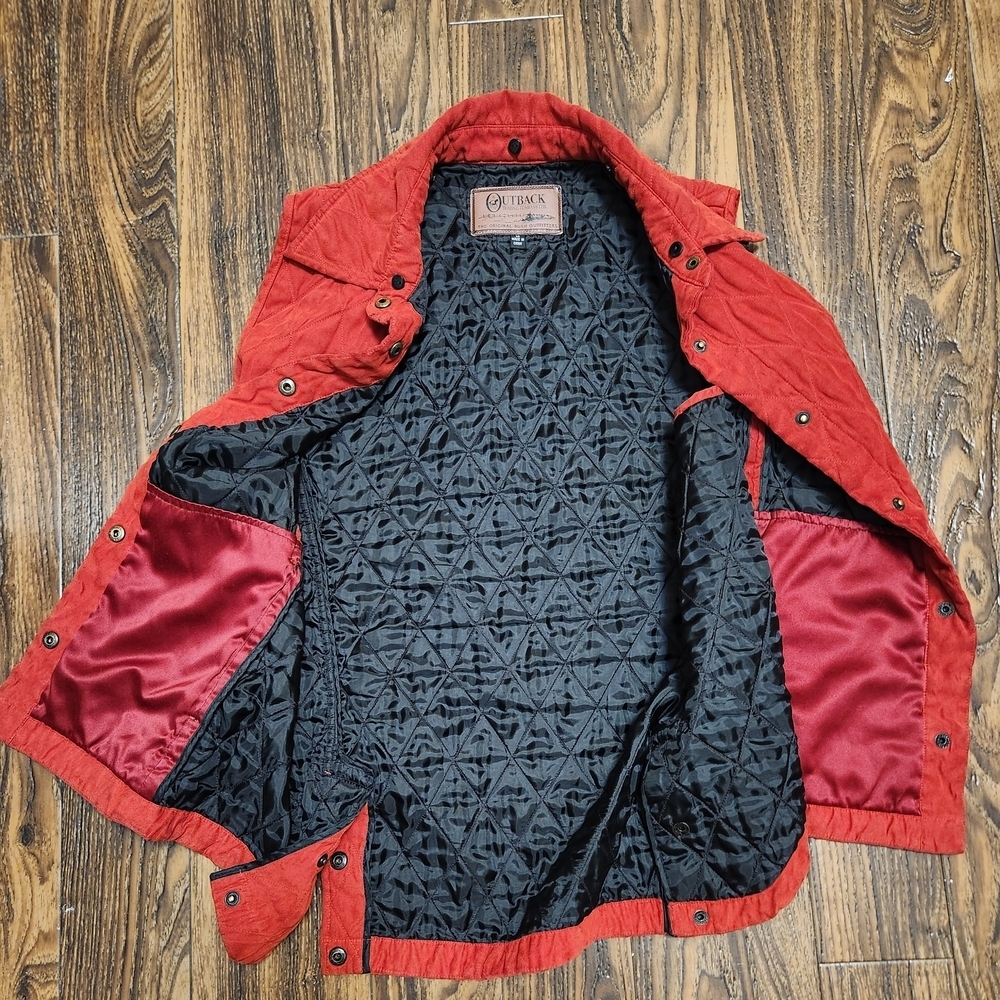OUTBACK TRADING CO. Classic Quilted Red Vest SZ Lg Women's - Picture 9 of 12